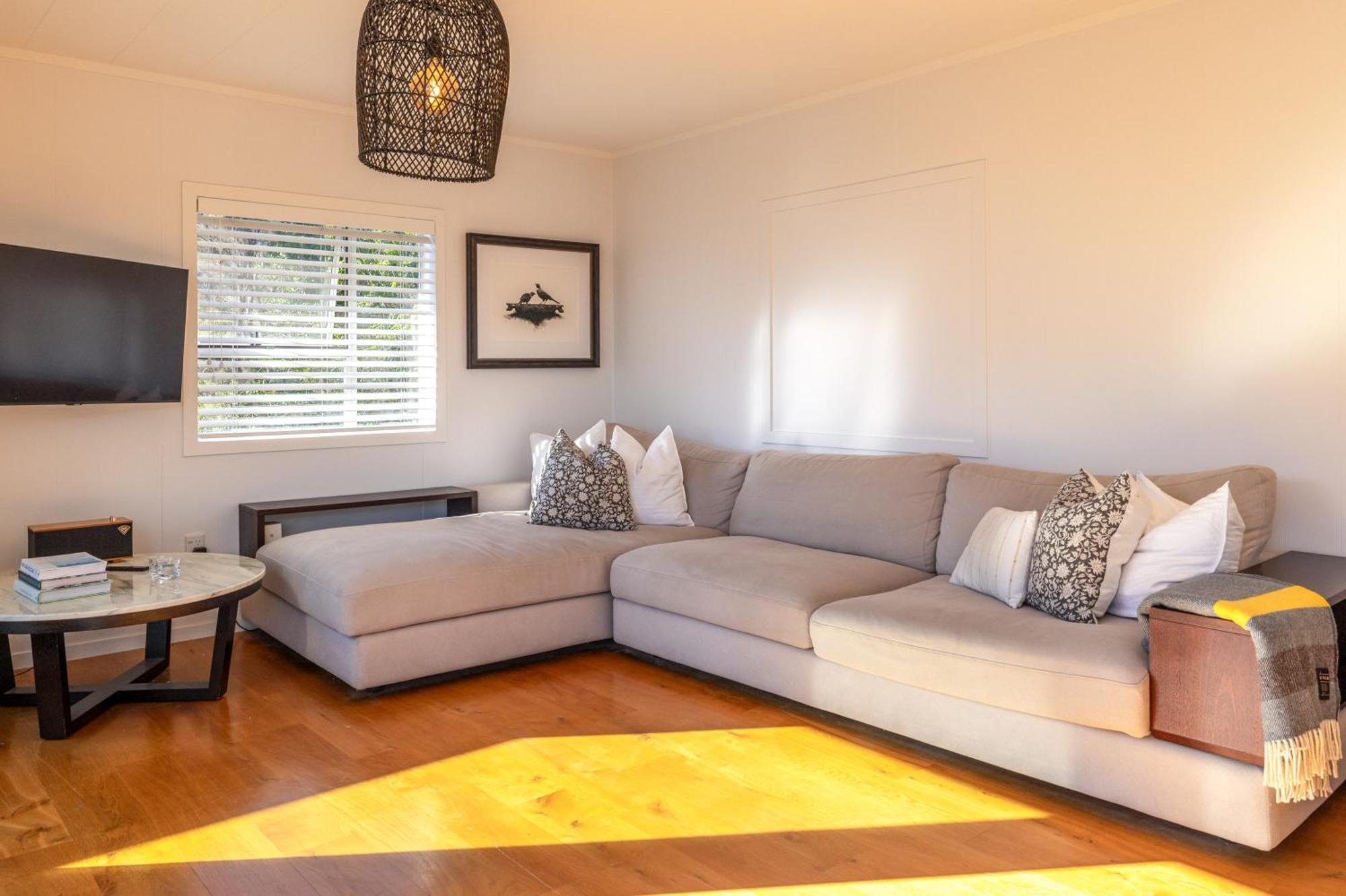 Belle View - Stay Waiheke Onetangi Exterior photo